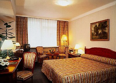 4*Hotel Astoria - Венгрия Отели
