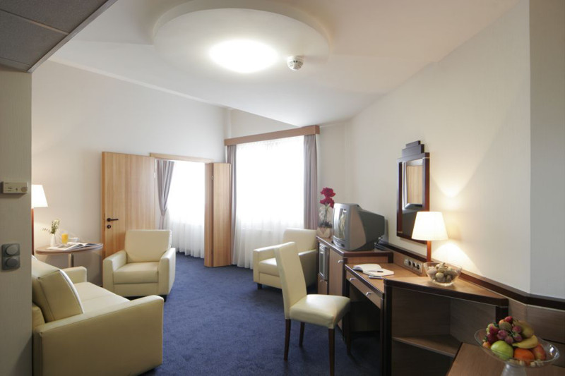 4*Mercure Budapest City Center - Венгрия Отели